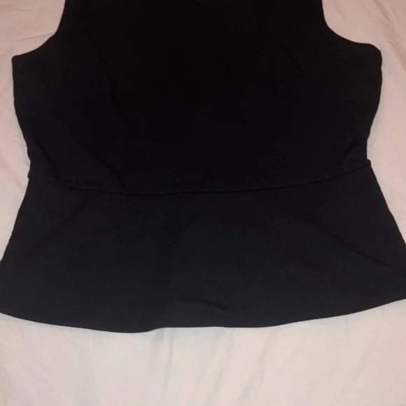 NWT CAbi Starlet Shell #4578: Black Sleeveless Blouse - Picture 5 of 10